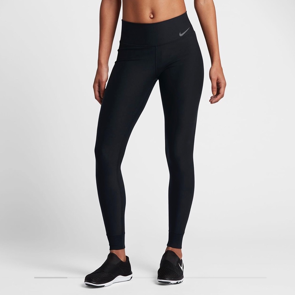 NWOT Nike Power Legend Training Tights (Sz. M)